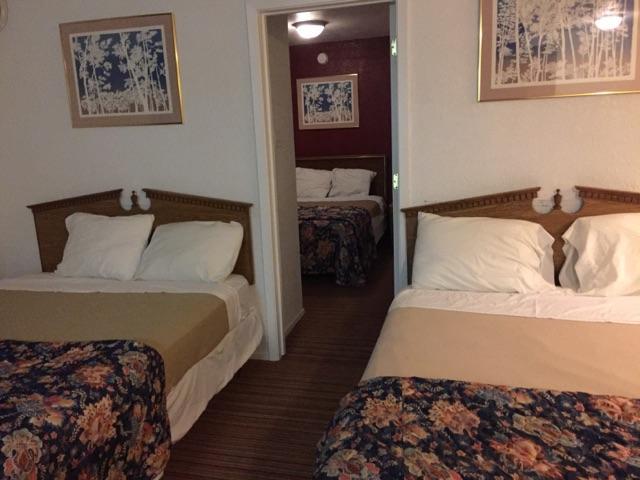 Ranch House Inn & Suites Темпл Экстерьер фото