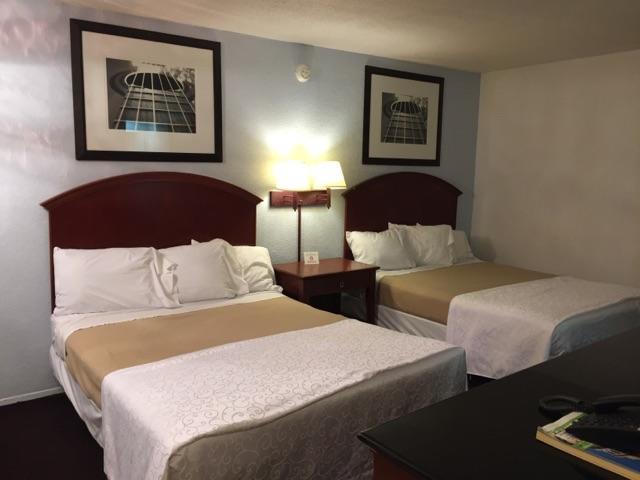 Ranch House Inn & Suites Темпл Экстерьер фото