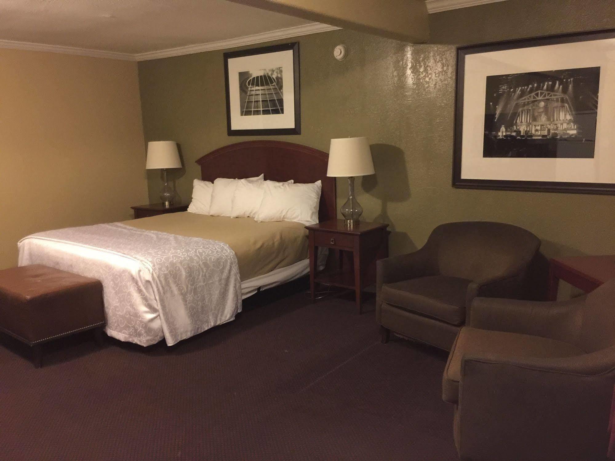 Ranch House Inn & Suites Темпл Экстерьер фото